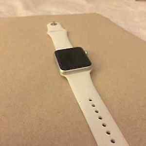 Apple Watch 42mm SPORT boitier SILVER 13 MOIS GARANTIE *FACUTRE*