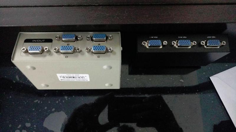 2 Brand New VGA Port Hubs upto 4 monitors
