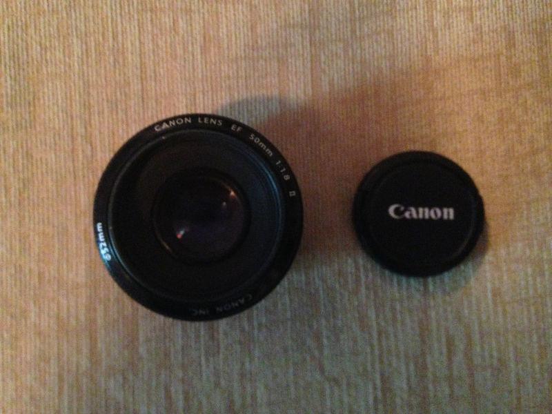 CANON EF 50mm 1:1.8 lens