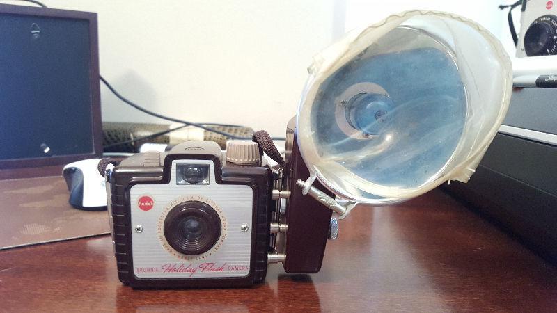 Kodak Brownie Holiday Flash Camera 1954