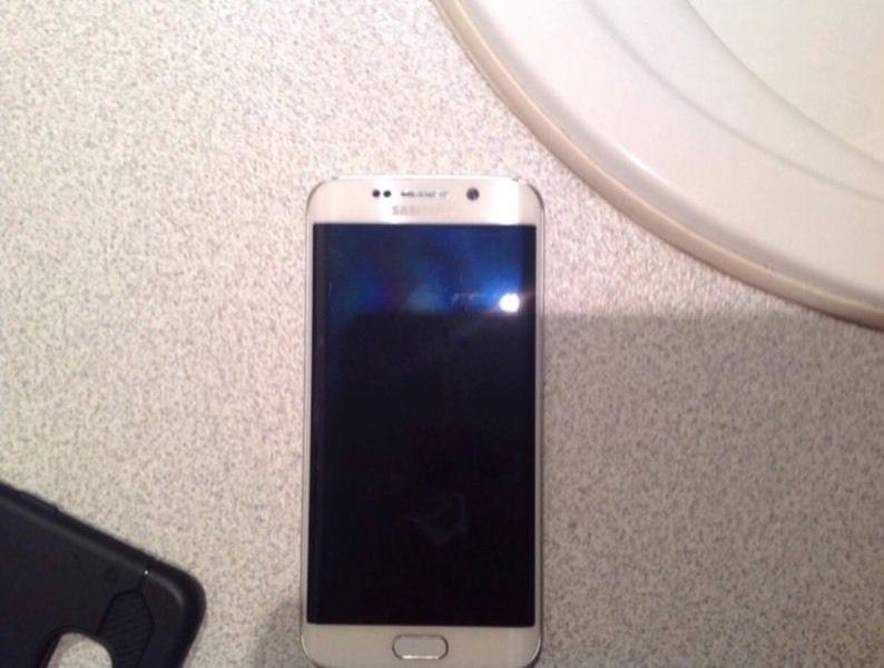 Samsung Galaxy S6 edge 64gb unlock contre un iPhone 6 plus