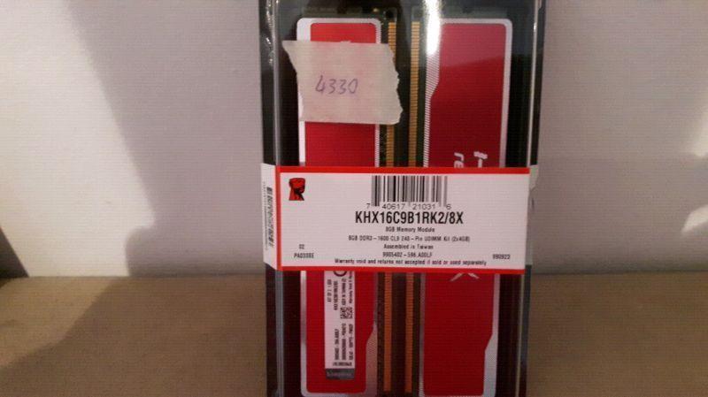 HyperX XMP Blu Red Series 8GB (2 x 4GB) 240-Pin DDR3 1600