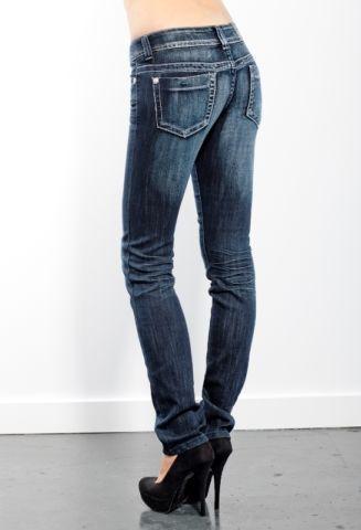 Lot 1200 paires de jeans pour femme a liquider Neuf