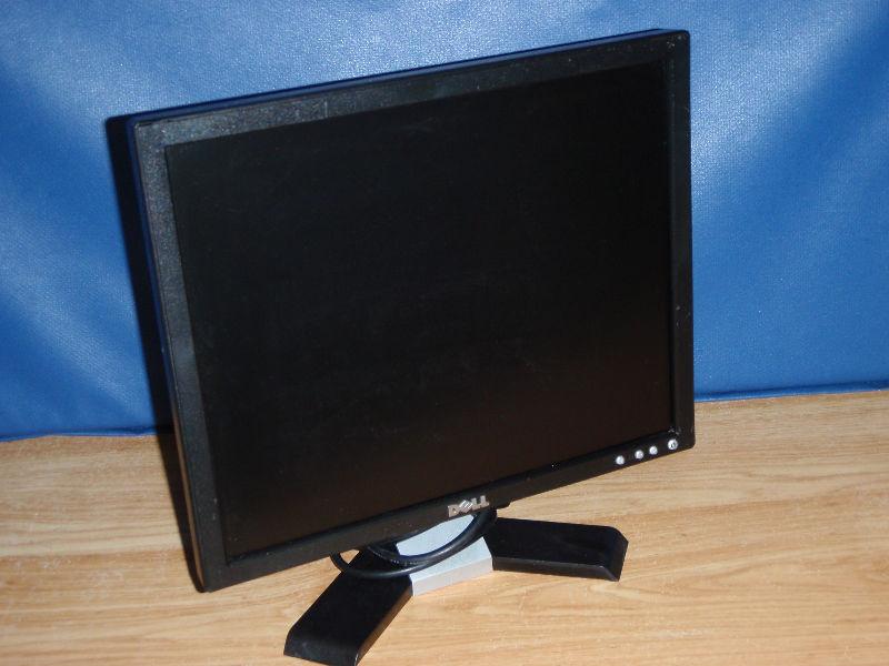 Ecran ordinateur LCD 17 pouces Dell