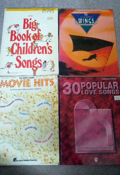 Popular Hits, Children Songs and Christmas Carols Piano Books