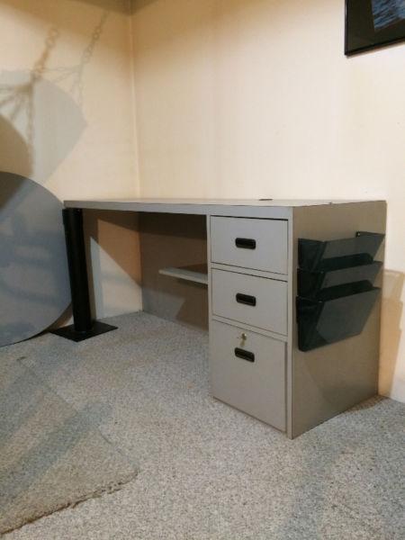 Large L-shaped office desk
