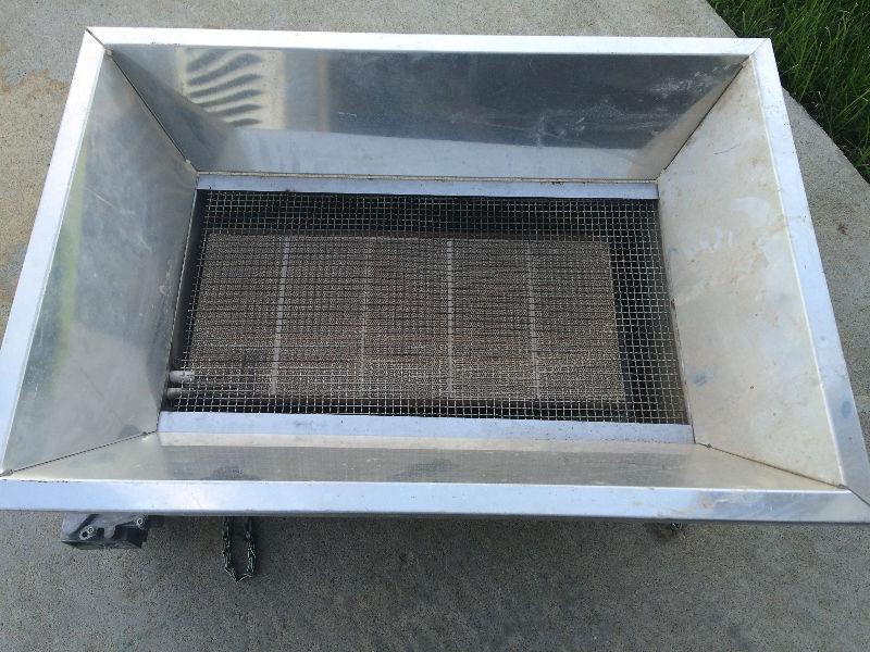 Rayovag heater. 30,000 btu nat gas