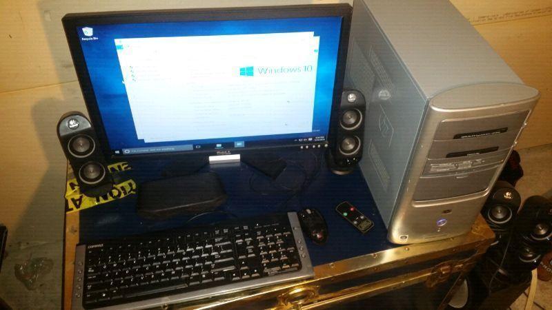 HP Pavilion a1700n with surround