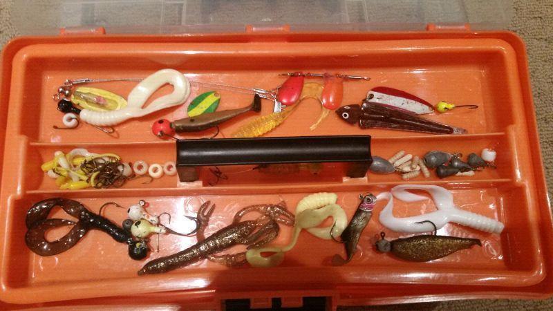 Fishing Tackle Box With Lures Comes with everything you see S
