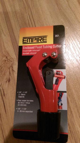 NEW Enclosed Feed Tubing Cutter