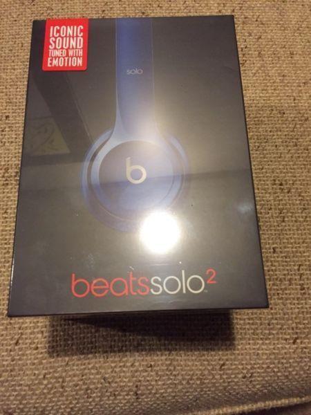 Brand new sealed beats solo 2's (blue)