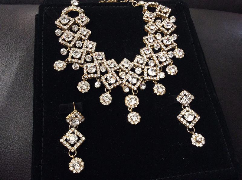 jewelry set$120