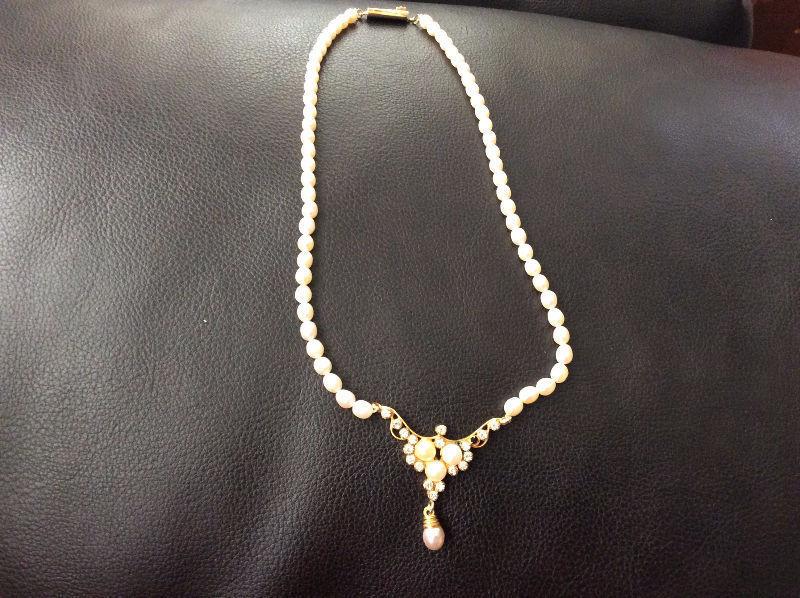 pearl necklace $50