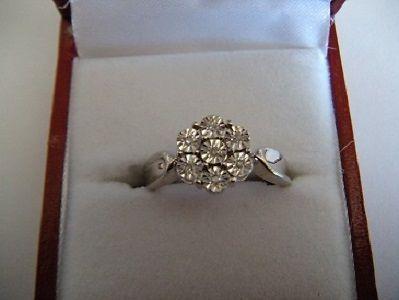 Brand New Sterling Silver Diamond Ring (7 Diamonds)