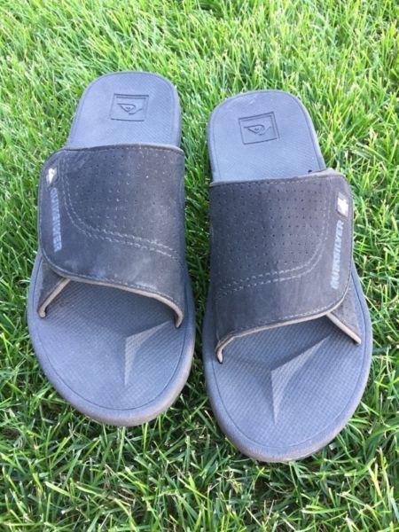 Quicksilver sandals size 10