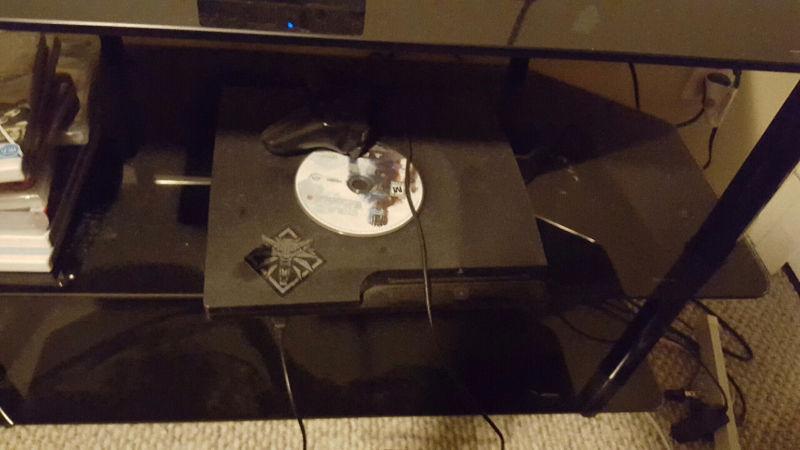 Ps3 with controller and 3 games