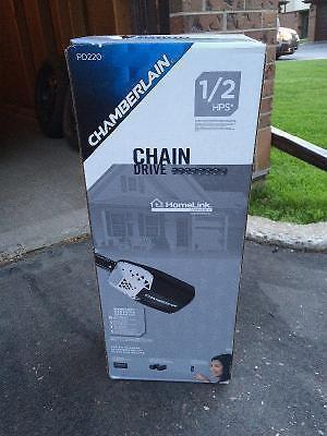 NEW Chamberlaim 1/2 hp chain drive garage door opener to fit 9x7