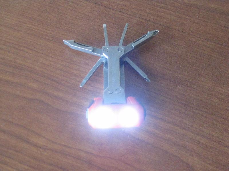 Pocket Tool Set With LED Flash Light & Pouch