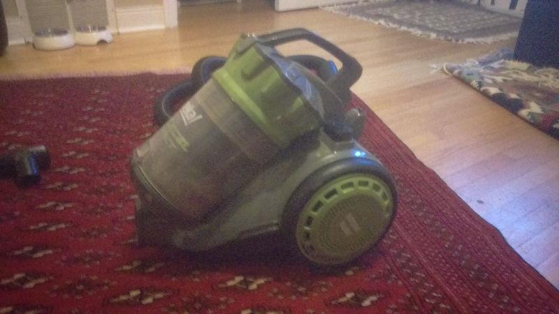 Vacuum for sell only 10$