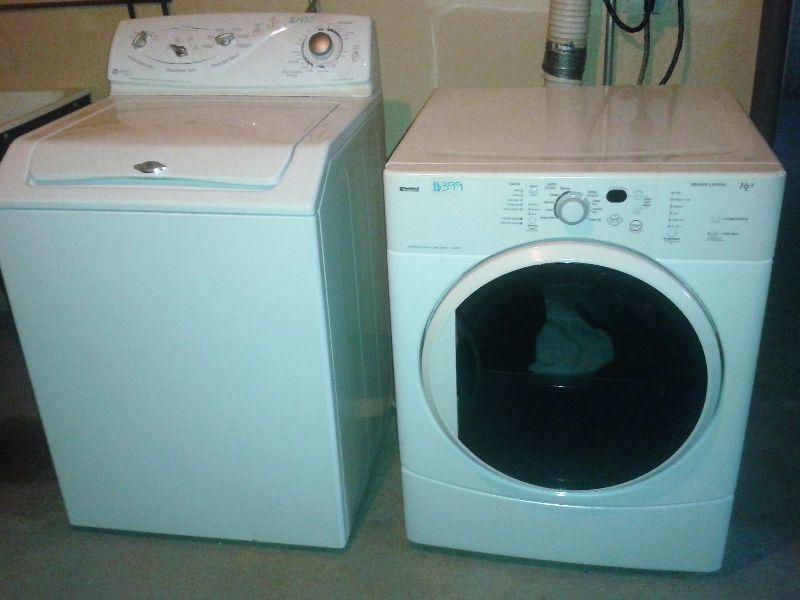 Maytag washer & Kenmore dryer in Excellent cond. new 1 yr