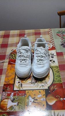 2 pairs of women's shoes for Sale in new condition