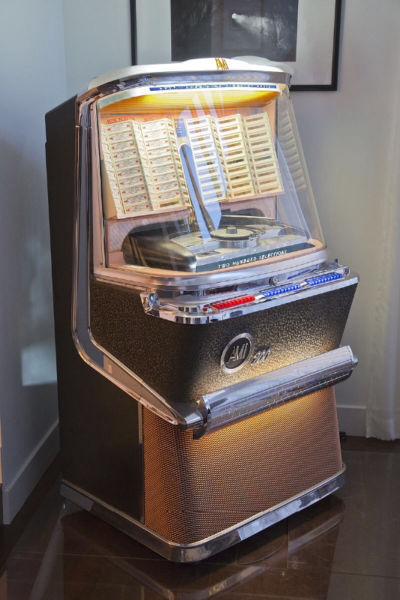 Wanted: Wanted Old Jukeboxes