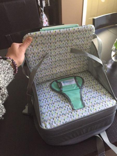 Travel booster seat