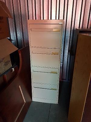 Grand & Toy 4 Drawer Vertical Filing Cabinet