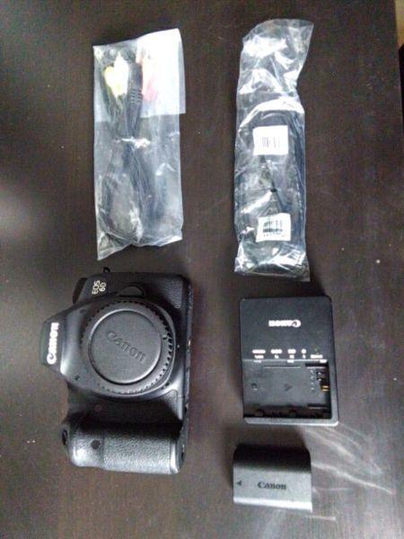 Canon 6D body for 1450. (ONLY BEEN USED FOR 1 Month)