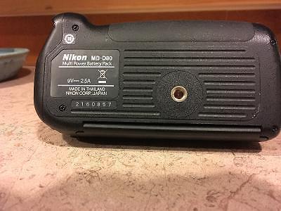 Nikon MB-D80 Multi Power Battery Pack