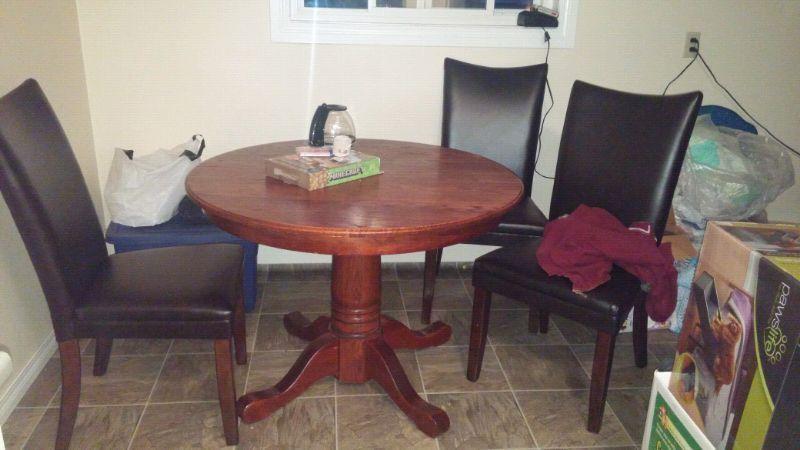 Dark Brown Pedastal Table & 4 Brown Leather Chairs