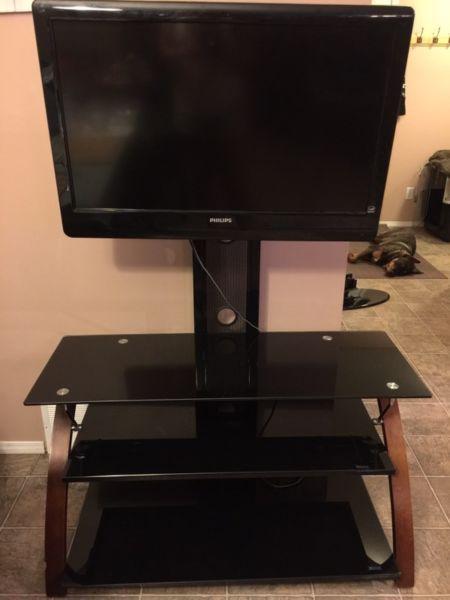 Like new TV Stand and Philips 32