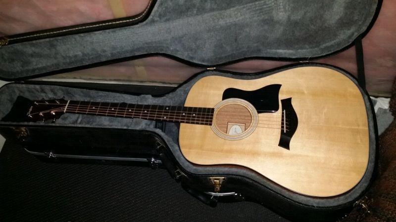 Mint Taylor 110e Acoustic / Electric Guitar with hsc