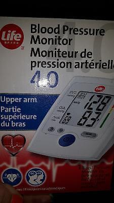 Blood pressure monitor