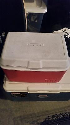 39L Camping Cooler in good shape