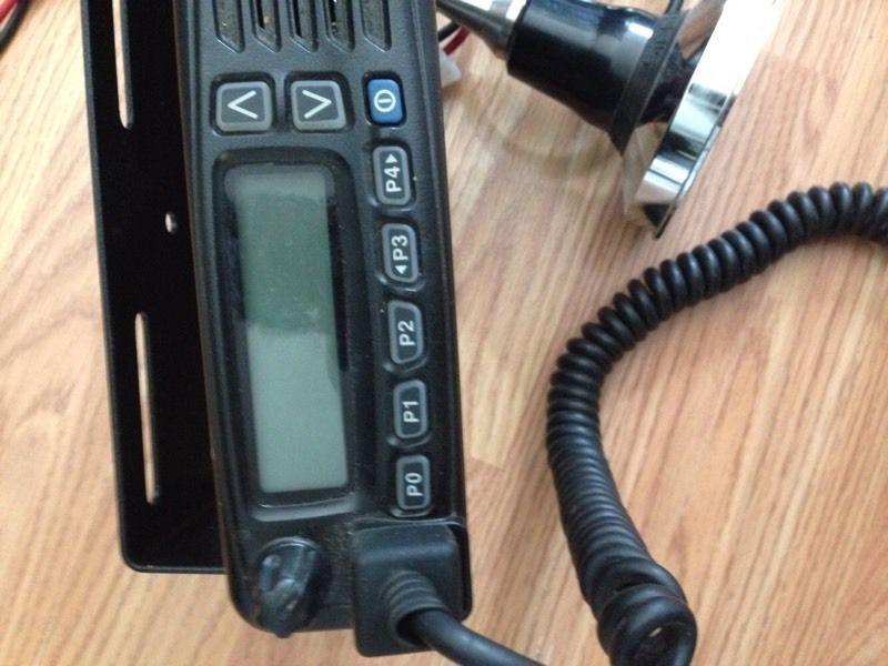 icom 2 way radio