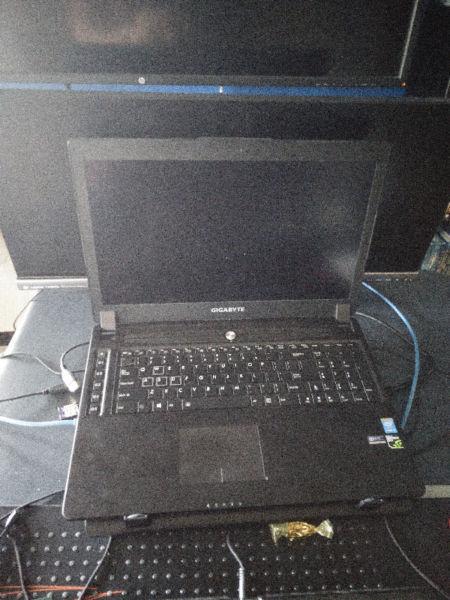 Gigabyte P37 Gaming Laptop w/980m