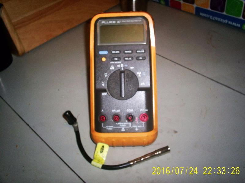 Fluke 87 True RMS Multimeter