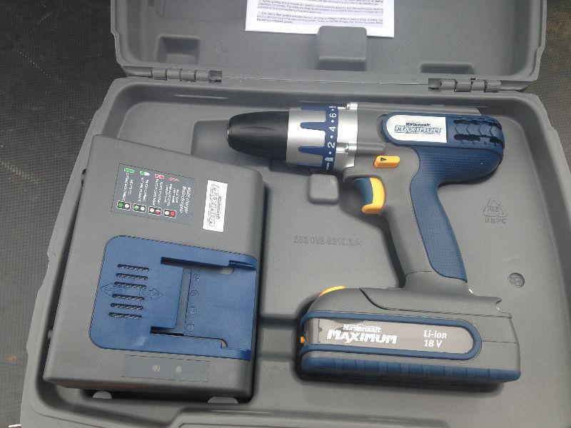 MASTERCRAFT MAXIMUM 18V CORDLESS DRILL