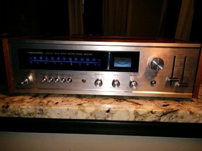 Realistic Sta-82 vintage receiver