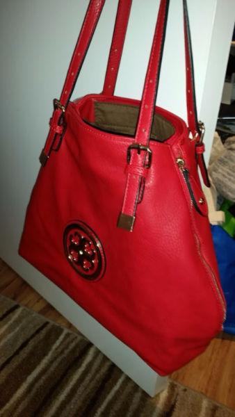 Large red purse/bag