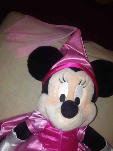Wanted: Authentic Minnie Mouse