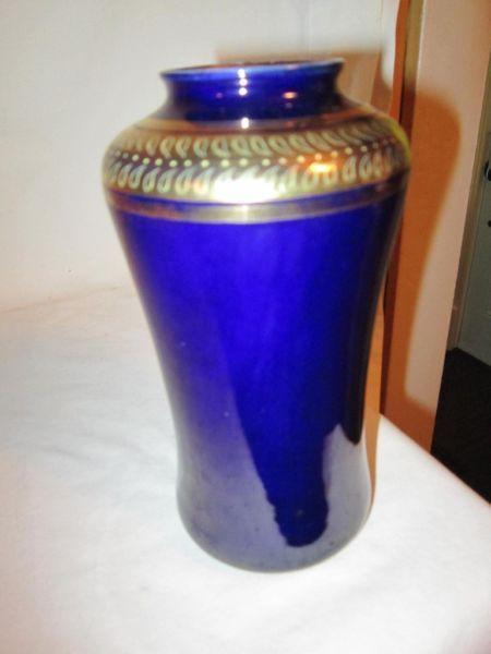 Royal Austria - #1692 Sevres - Vase