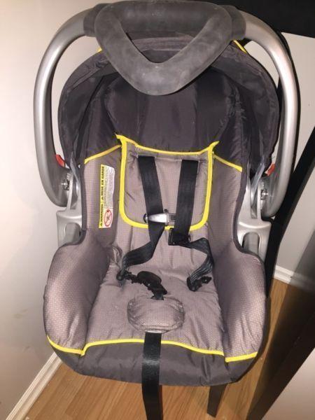 Wanted: Baby trend gender neutral car seat and base