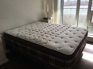 Like New Queen Simmons Posturepedic Bed Delivery possible