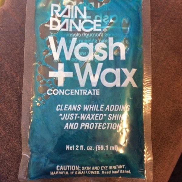 Rain Dance Concentrated Wash And Wax 20-2 oz. packs