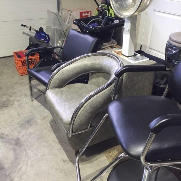 Hair dressing chairs