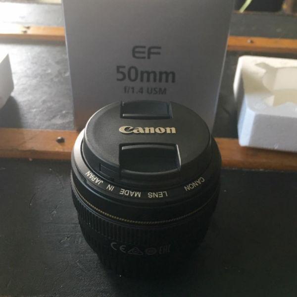 Canon 50mm 1.4 lens