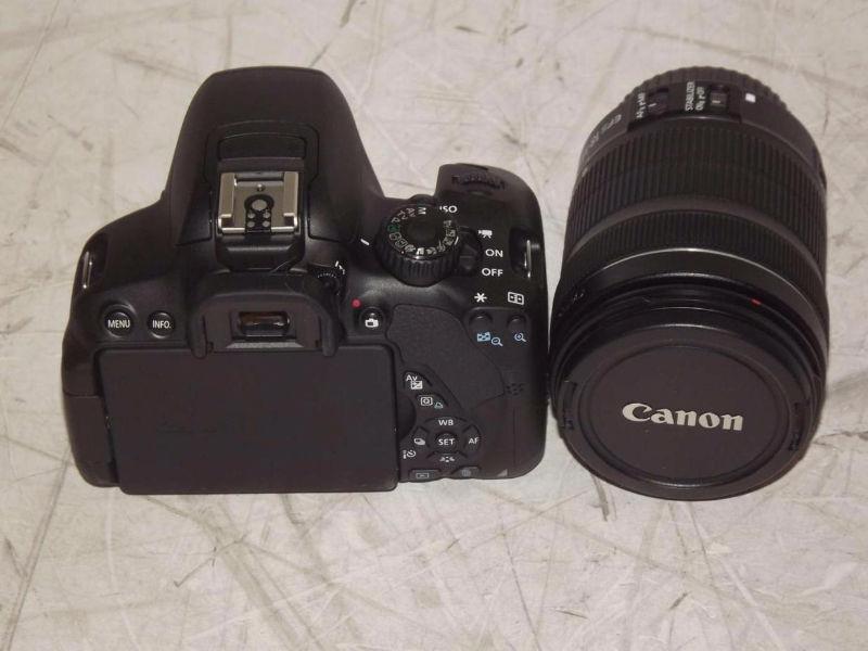 canon t4i with lens