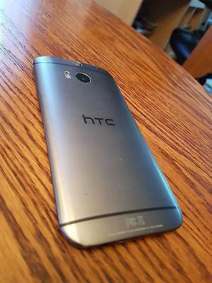 HTC one M8 Telus Good Condition